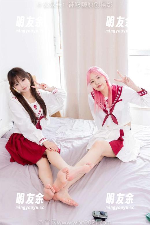 BoBoSocks袜啵啵 - 那些年我爱过的黑色船袜：稚予图片资源带我重温旧梦，真有趣！