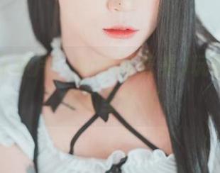一张极品照片，Bomi(普美)玩得不可开交的圣诞节