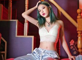 Feilin嗲囡囡 – 系好你的小心脏，樱桃小犊子的礼服美图精选