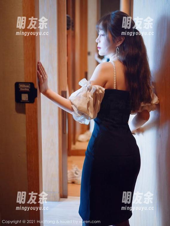 HuaYang花漾 - 看！心妍小公主的连体衣美图，一件司空见惯的衣服也能惊艳