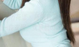 HuaYang花漾 – 新图包又到了，毛衣不只是一件衣服，沈蜜桃off玩得很溜。