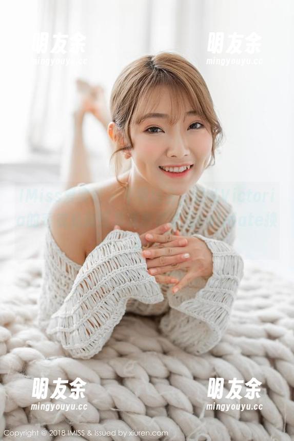 IMiss爱蜜社 - 不同场合，果儿Victoria的毛衣私房图集竟然都试图validate换装！