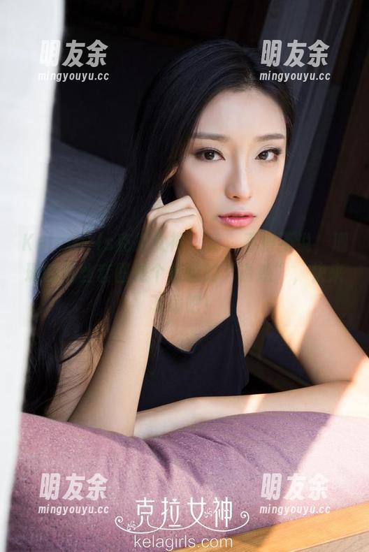 KelaGirls克拉女神 - 哈，不得不说，珊珊的白丝套图是个悄悄的“诱惑”，快来下载吧！