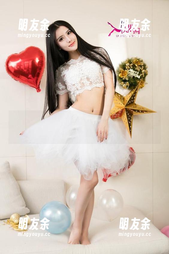 UGirls尤果网 - 今天的心水是Abby金金的泳装，快下载一套香喷喷的图吧！