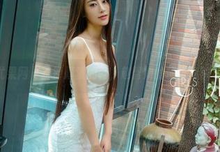 UGirls尤果网 – 扔掉厚重的鞋，赵智妍的精选棉袜写真集来了