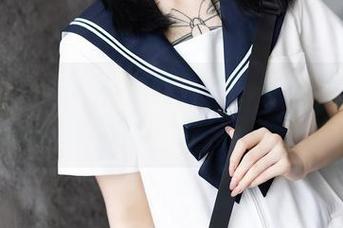 XIAOYU语画界 – 办公室系列全套：小海臀Rena就像是一缕不可捉摸的风。