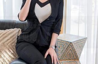 XINGYAN星颜社 – 李丽莎的高清蕾丝：当蕾丝遇见她，秋天的第一个梦。