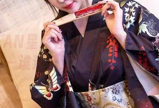 XINGYAN星颜社 – 高清穆菲菲丝袜写真集——谁还信这些袜子只是装饰？