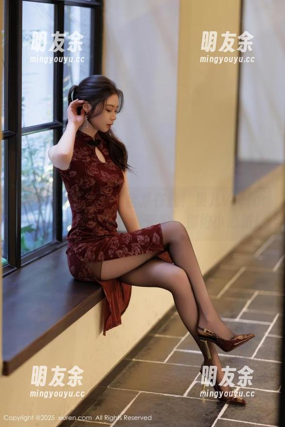 Xiuren秀人网 - 全集在此！果儿Victoria的女神魅惑写真，来吧，别怕小心脏！