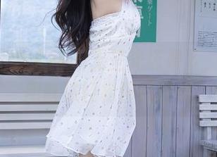Xiuren秀人网 – 无圣光场景下，萌汉药用丝袜轻松俘获目光