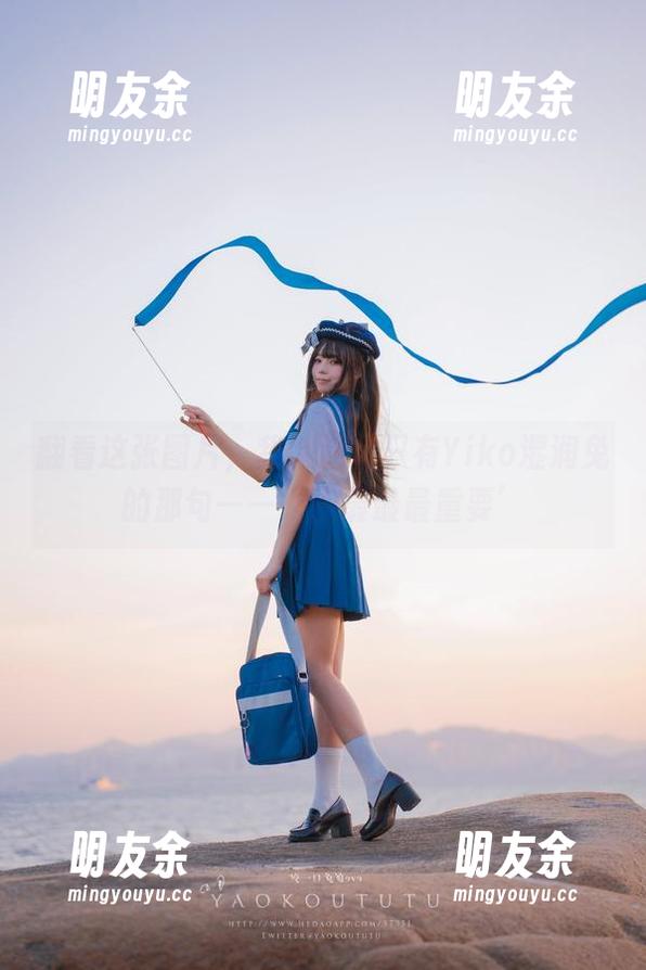 Yiko湿润兔 翻看这张图片,我脑海中只有Yiko湿润兔的那句——‘你最最最重要’