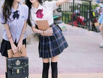 YouMi尤蜜荟 – Angela小热巴的随意时刻：私拍合集中的女神独白～