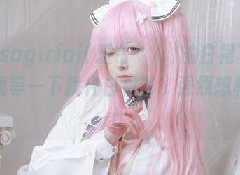 这是asagiriai(爱ちゃん)的白裙写真合集？我等一下找件白衬衫，强烈想和她比一比！