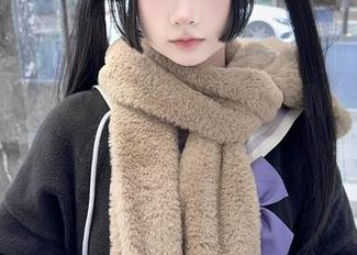 精选Wendy奶牛图集：想不到的冷静与稚气交织