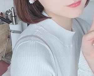 けん研的Fantia合集，私房美图多到让我大喊“够了，不够了”。