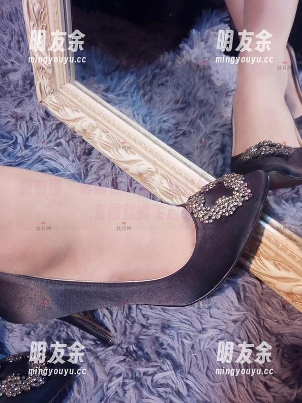 丝月神 微密圈 - 谁需要天空,丝月神的长腿高清套图就能飞起来!