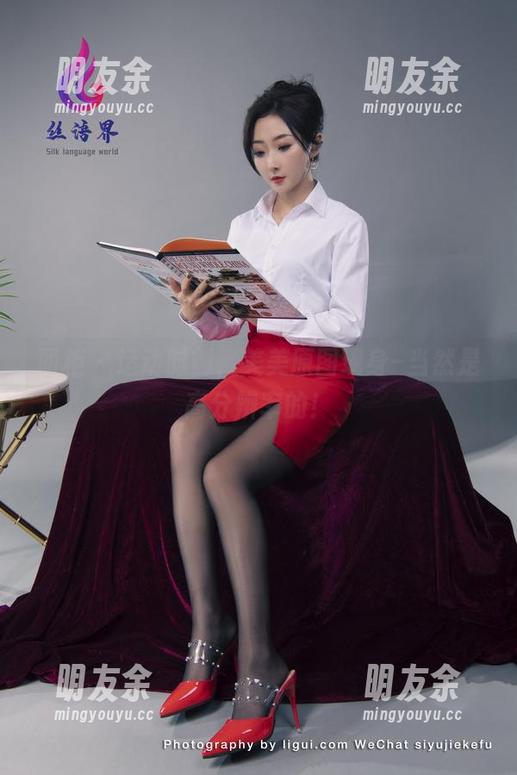 丽柜 - 运动时刻，美美原图现身–当然是高分辨率的！