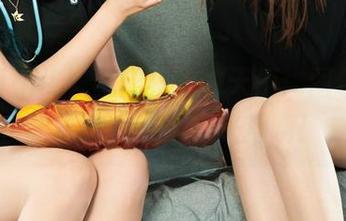 丽柜ligui – 雪糕和她的天使：图包是她的未解之谜，快来揭晓！