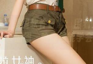 克拉女神 – 美图软件日常：围着大阳的黑白大片转圈圈，啥时候能学会Ps！