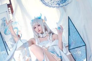 美足到不忍直视？冬马路纱的作品哪个眼神图包改革？