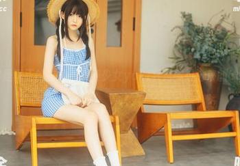 豹纹才是真正的主角，发条少女yoki只是被拉进来的cos先锋。