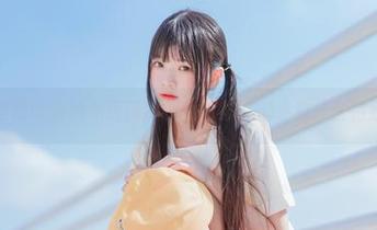 唔？喵糖映画的私房蔷薇少女合集，似乎有什么特别的…