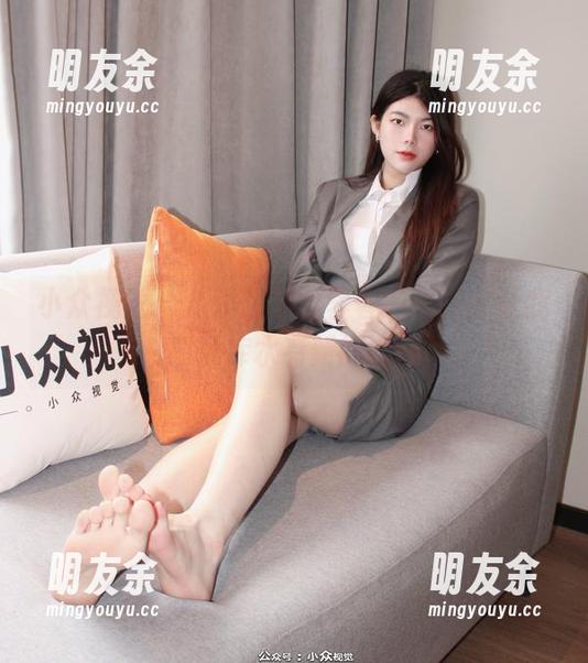 小众视觉 - 从没想过，蓉蓉的私拍会让我对死库水有新的认识