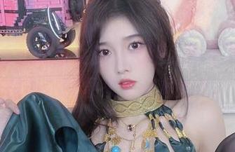 小小奶瓶儿的兔女郎加长版，快来下载免费图册，顺便来个脑洞大开！