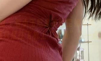 微密圈 – 看小玉吃果冻的空姐写真，其实她只是在飞机上“高贵”了一点儿