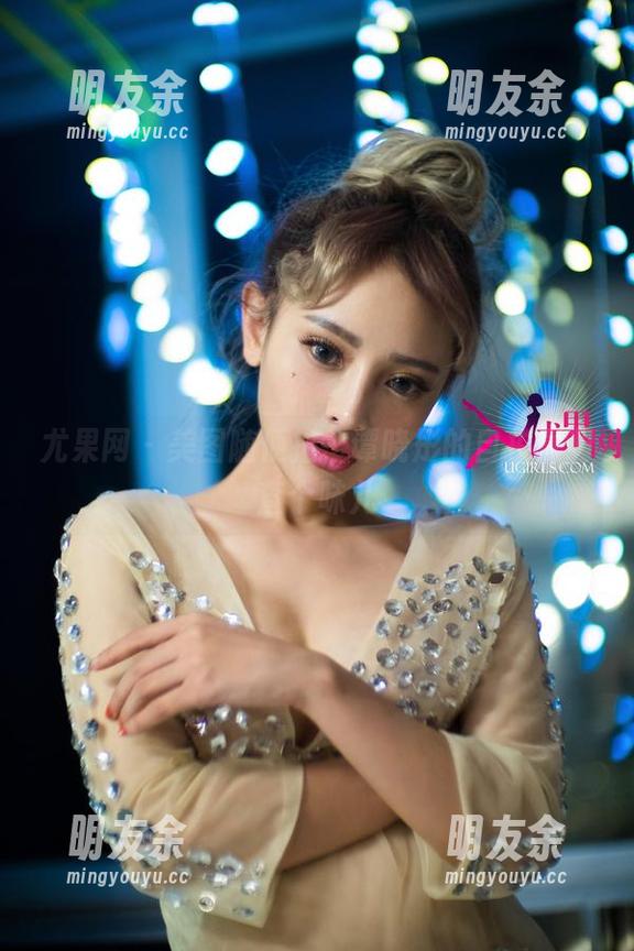 尤果网-谭晓彤 尤果网 - 美图随便拍,谭晓彤的自拍真调查个味儿