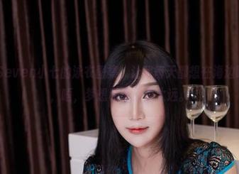 尤物馆 – Seven小七的泳衣图集，让我每天都想在海边喝一杯冷饮，唔，梦想和现实差太远。
