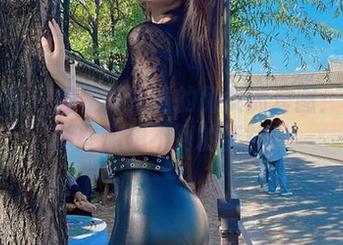 微密圈 – 就是阿朱啊的兔女郎套图：精选那些你想不到的姿势！