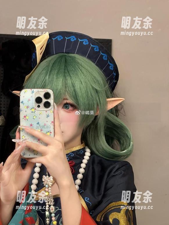 拿起你的眼睛，观看嶋葵的幽灵姬合集！
