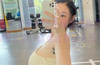 微密圈 – 左公子666不仅拍照技巧好，女友原图全套，这组合真让人想多了
