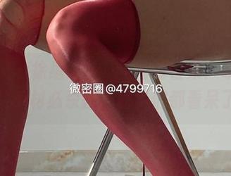 微密圈 – 徐绾绾yyyy写真合集：水手服真的是身材必杀技，船员们都看呆了吧。