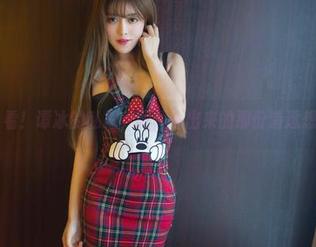 推女郎 – 看！谭冰的私拍，图片透出来的那份清透想不到吧？