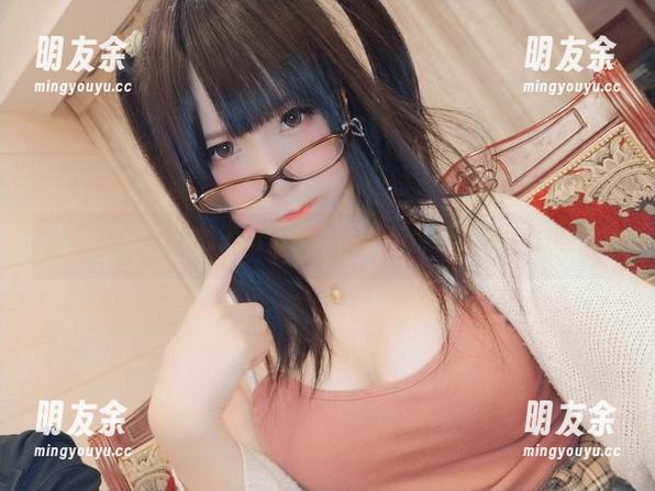 摇摇乐yoyo的透明幻想，cos不仅仅是换个衣服？