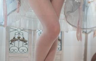 想要堵住木花琳琳是勇者的豹纹写真？免费的可是只会撩得更多！