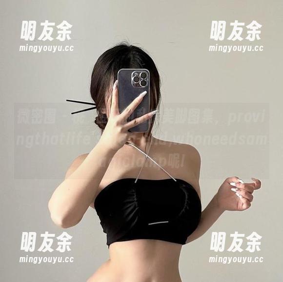 微密圈 - 桃沢樱呀的私房美脚图集，provingthatlife'saleg-end,whoneedsamagiclamp呢!