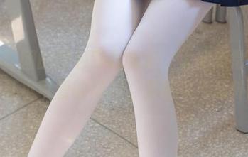 森萝财团的图包对我来说，太偏离常规了，粉红小可爱的肉丝，果然来点意外的。