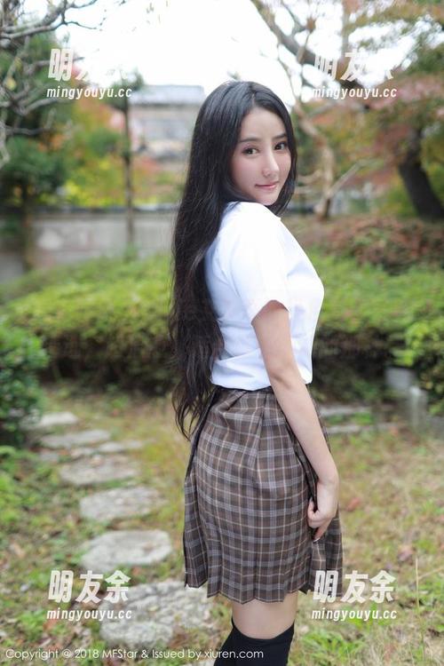 模范学院 - Ellie艾栗栗的粉色梦，写真精选，超治愈，适合放空脑袋的那种。