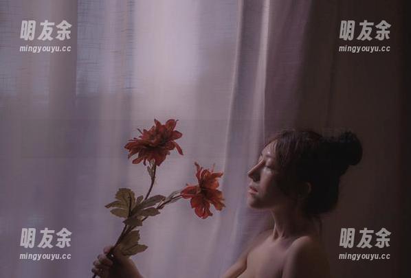 最新！你见过樱晚gigi的圣诞sub-culture寫真吗？