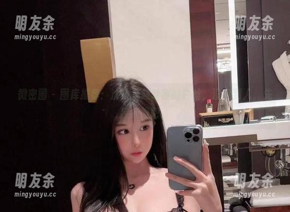 微密圈 - 图库推荐：沈汝凡超哇塞的白丝，没撩到人，先撩撩眼吧。