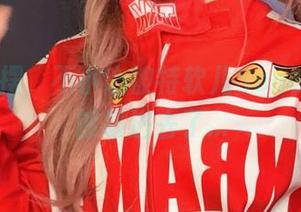 图册慢摆，不小心被特软儿Sona的兔女郎吸进去了…