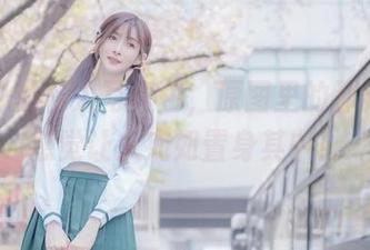 王羽杉的私人写真包，原图里的那种懒散感觉让人宛如置身其中！
