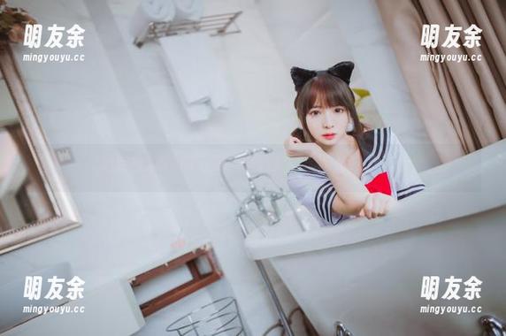 精选疯猫ss的浴室，真心觉得水汽是种浪漫。