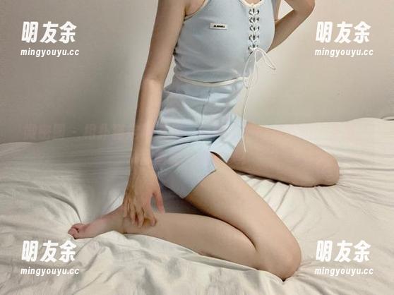微密圈 - 相扑猫定制壁纸，清纯小妹的写真如风扑面，那画面一定很美！