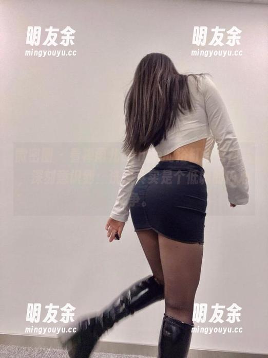 禅雨儿Lynne 微密圈 - 看禅雨儿Lynne的浴缸全套图片,深刻意识到:洗澡其实是个低调的内心斗争。