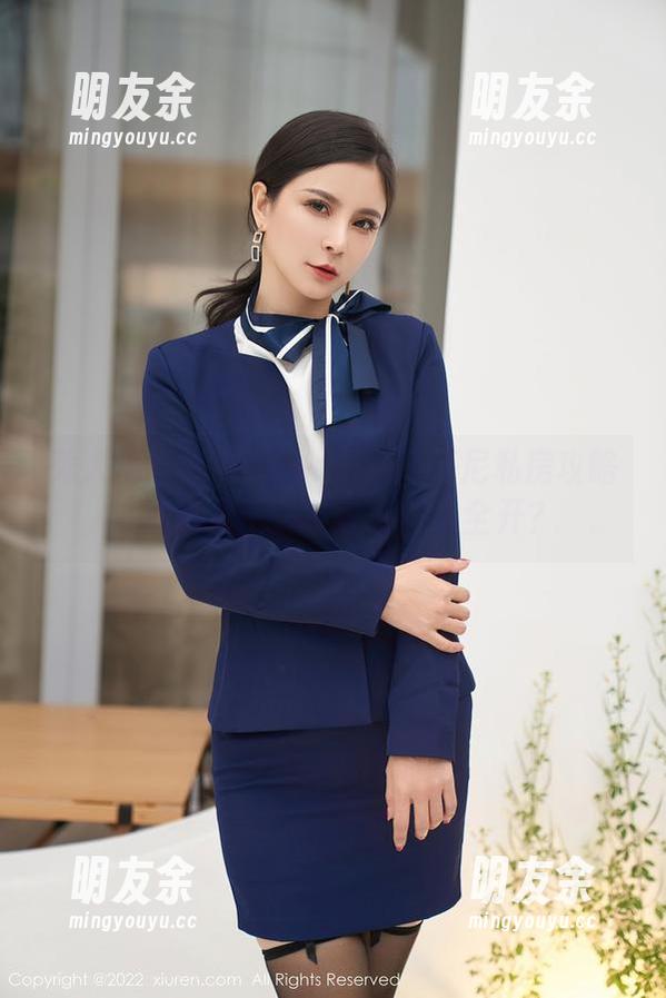 秀人网 - Jennifer小若比基尼私房攻略，听说穿上它就可以火力全开？