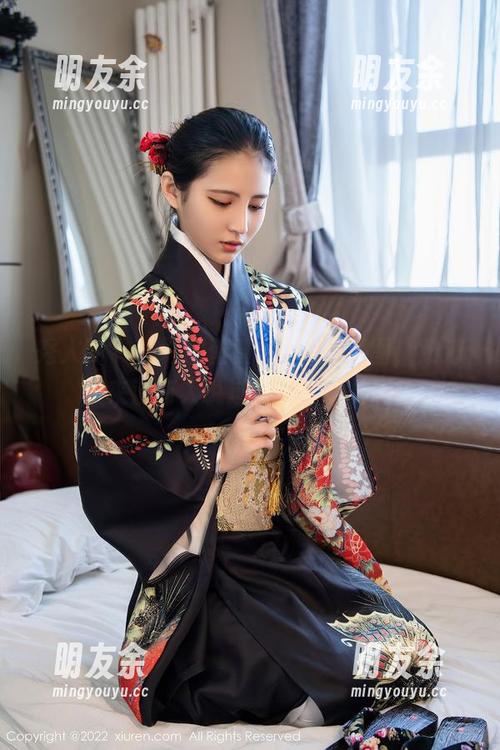 秀人网 - 一颗甜蛋黄a学姐的原图，难道从来没有人说过她像个女神吗？